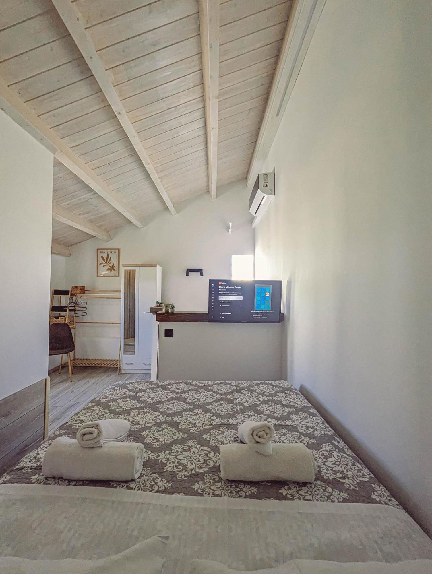 Ionian Pearl Apartments And Suites Corfu  Esterno foto